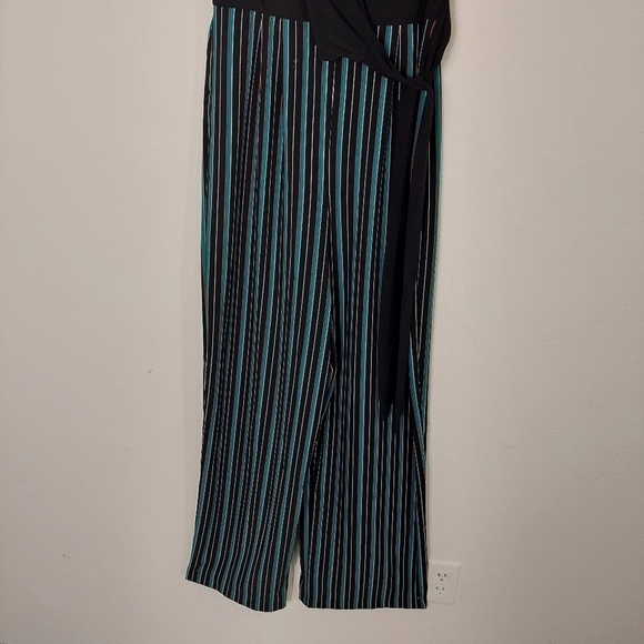 Emma & Michele Jumpsuit Pamtsuit Black Turquoise Striped Sleeveless Size M - Picture 4 of 10